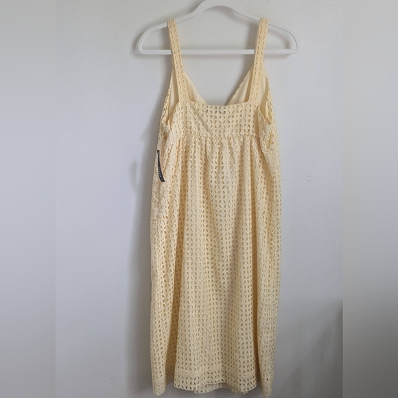 💛 a.n.a Yellow dress! NWT 💛 - Picture 2 of 2